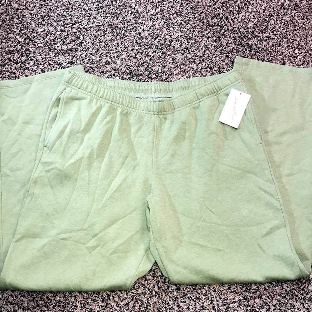 Universal Thread Leisure Studio Sage Pull On Rela… - image 2